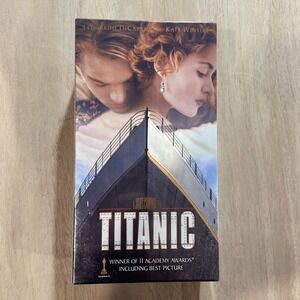 SEALED Titanic VHS‎ 1998 - Paramount 2 Tape Set w/ Sprint Sticker .